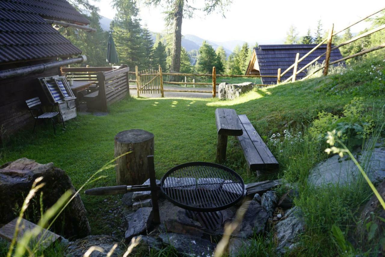 Bergheim Schmidt, Almhuetten Im Wald Appartments An Der Piste Alpine Huts In Forrest Appartments Near Slope Turracher Hohe Exterior foto